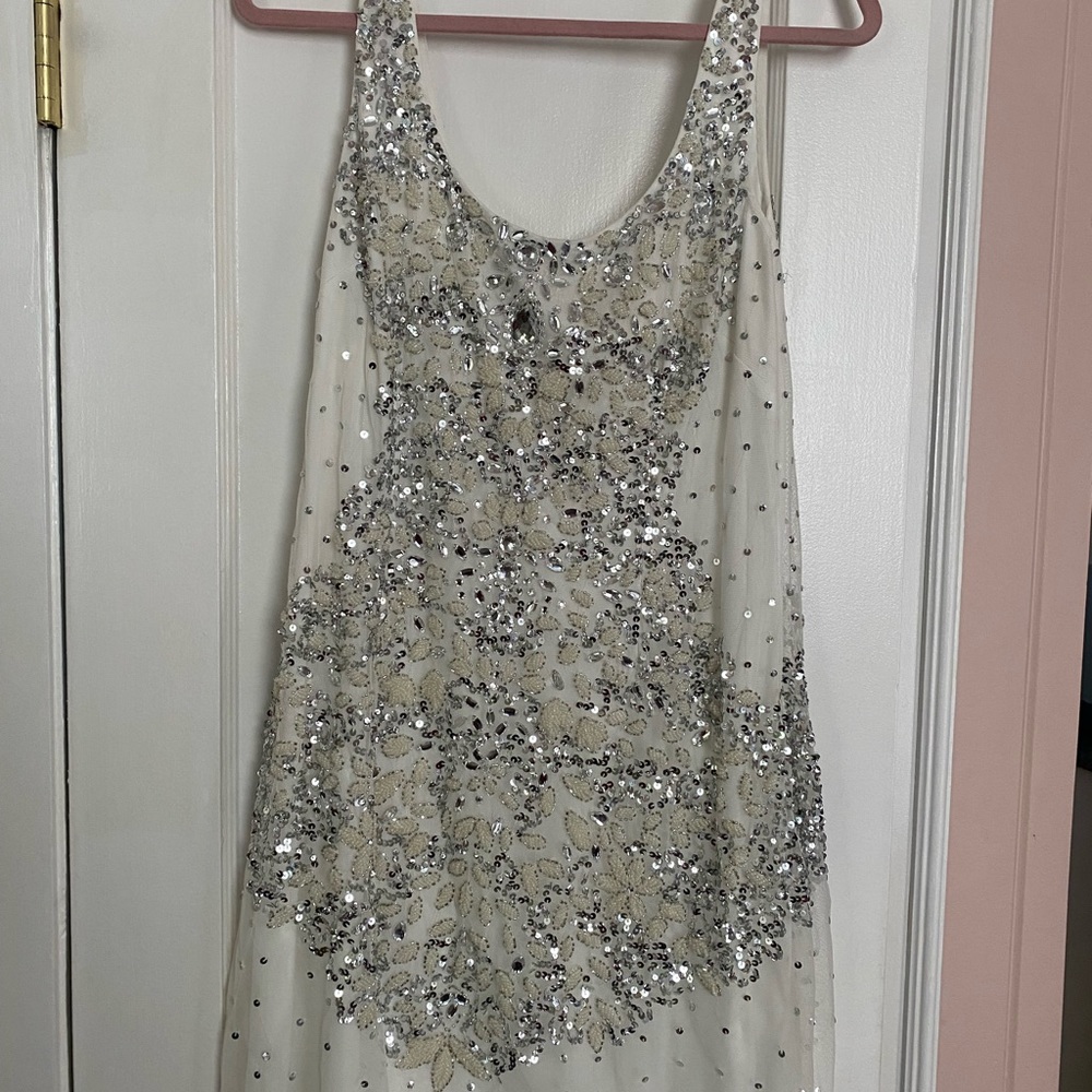 Adrian papell  gorgeous stretchy dress hand sewn